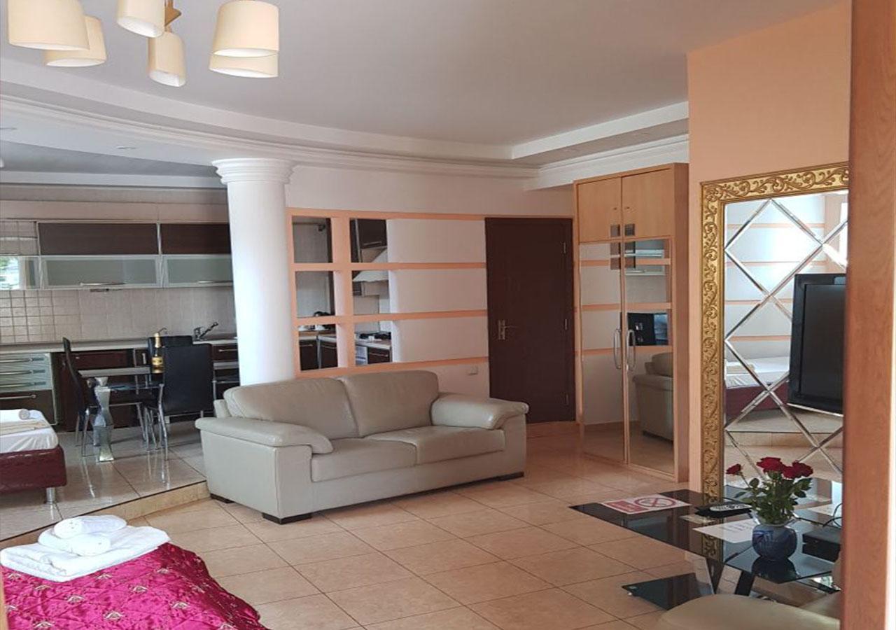 צ'יסינאו Emperum Nelson Hotel מראה חיצוני תמונה